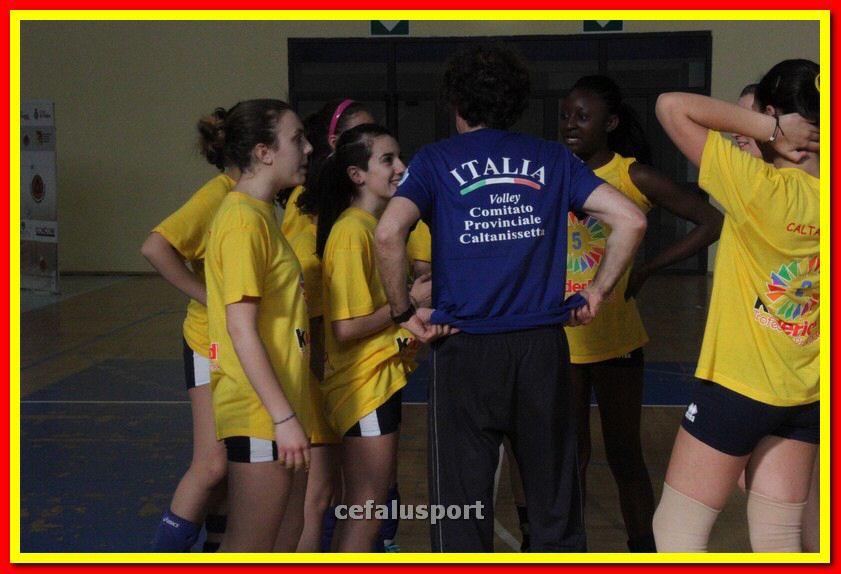 140430 volley 217_tn.jpg